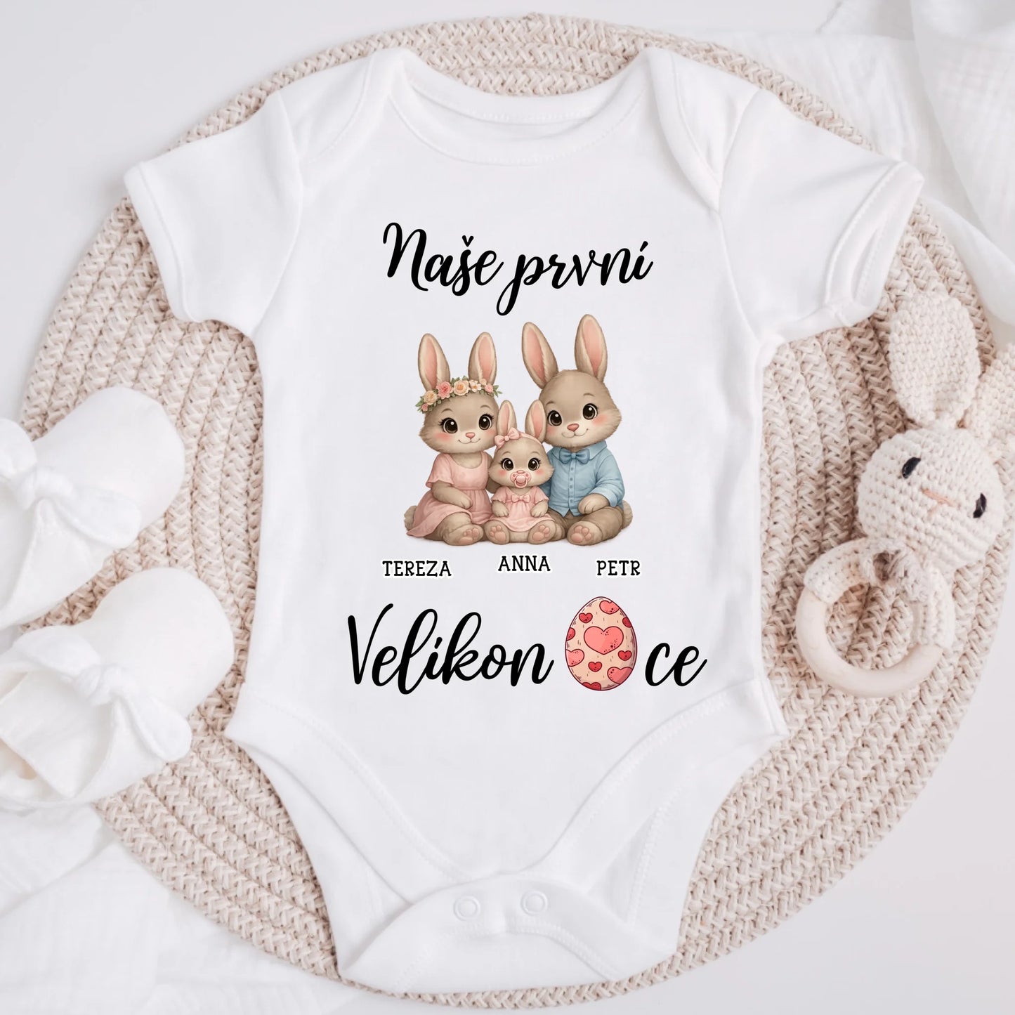 Rodinné tričko – Naše první společné Velikonoce – personalizované #042