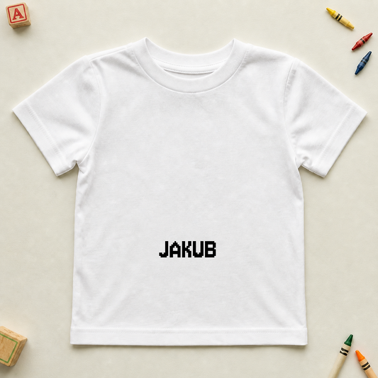 Koszulka dziecięca do szkoły lub przedszkola - Personalizowana #1 — mockup cmsi5b8tw0004qj1wsgefbion