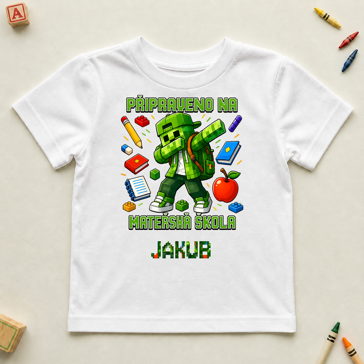 Koszulka dziecięca do szkoły lub przedszkola - Personalizowana #1 — mockup cmsi5b8tw0004qj1wsgefbion